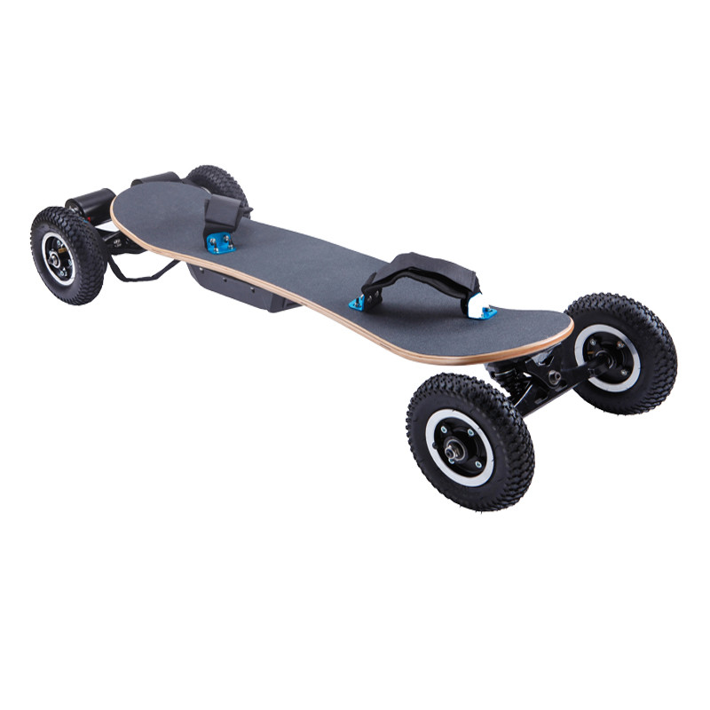 4 Wheel Long Range Electric Longboard Belt Motor Dual Drive 200mAh Capacity
