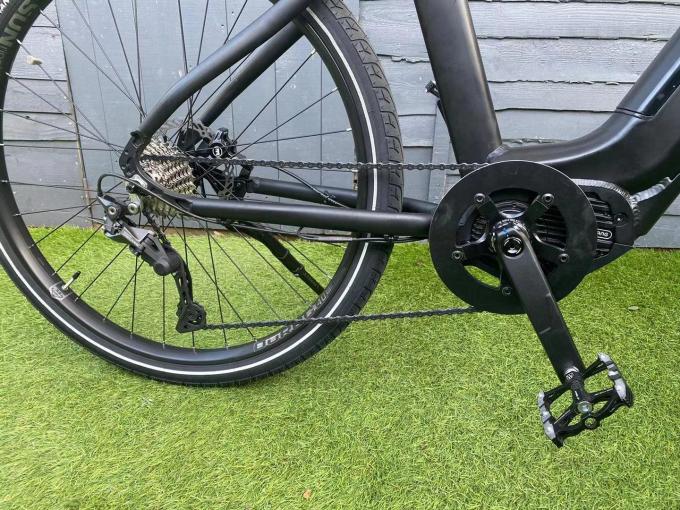 City Size Womens 26 Inch Wheel Electric Bike Step Through 48V 500W M500 Motor 2